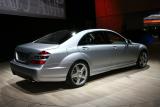 2006デトロイトショーで発表された、メルセデス・ベンツ S 65 AMG