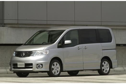 日産 セレナに「ハイウェイスター」を追加!