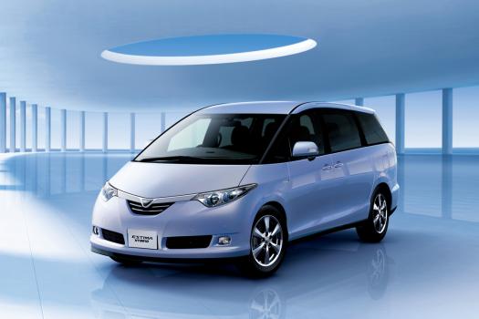 トヨタ 新型エスティマハイブリッド 好調、目標台数の7倍！ - 新車 