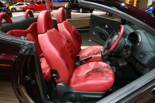 【速報】ロンドンモーターショー2006：日産 マイクラC＋C（日本名マーチ）＋コンラン 