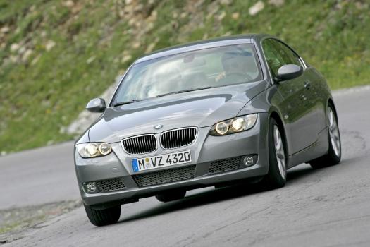 BMW新型3シリーズクーペ