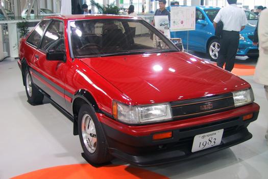 歴代カローラ大集合！「カローラ生誕40周年記念展」イベント