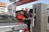 水素自動車「BMW Hydrogen 7」を世界で初めて市場導入!!
