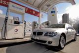 水素自動車「BMW Hydrogen 7」を世界で初めて市場導入!!