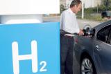 水素自動車「BMW Hydrogen 7」を世界で初めて市場導入!!