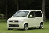 三菱 新型「eKワゴン」