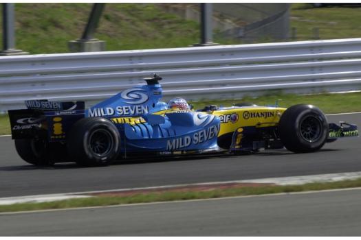 「MILD SEVEN RENAULT F1 TEAM meets BLUE ageHa PIT PARTY」in富士スピードウェイ