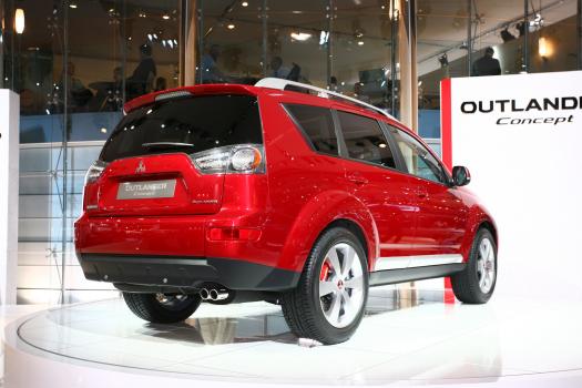 【速報】 三菱 アウトランダー・コンセプト 〜パリモーターショー2006 現地レポート〜