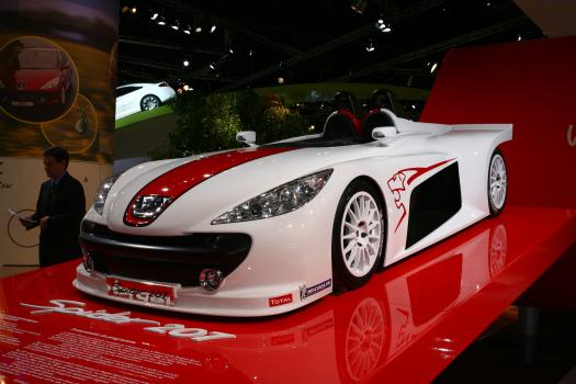 【速報】 プジョー スパイダー207 〜パリモーターショー2006 現地レポート〜