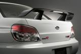 STI スポーツパーツ（ディーラー装着オプション）　リヤウイングスポイラー（ハイマウントストップランプ付）