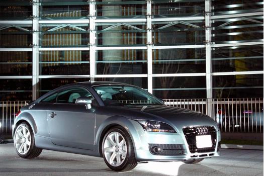 新型 アウディ TTクーペ