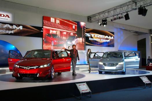 【東京オートサロン2007】ホンダ ストリーム ハイパースポーツコンセプト&エクスクルーシブコンセプト