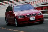 BMW335i ツーリング フロントビュー
