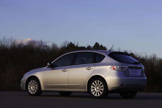 【速報：スバル 新型 インプレッサ】インプレッサ 5ドアハッチバック　リアビュー