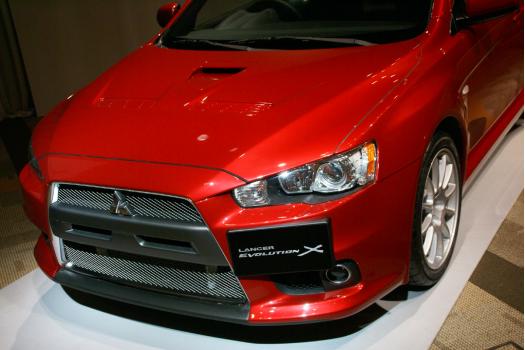 三菱 新型 ランサーエボリューション X(テン) エクステリア