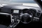 「2.0i B-SPORT」／インテリア