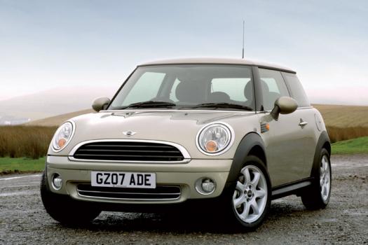 ニュー ミニ ワン(MINI ONE)