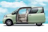 トヨタ「ポルテ」／130i Cパッケージ(2WD)ライトグリーンメタリック
