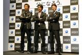 トヨタ 新型「ヴォクシー」発表記念イベントにて（左から、布袋寅泰さん、反町隆史さん、浅野忠信さん）