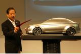 三菱「ギャラン フォルティス」発表会にて(デザイン本部長/中西昭得氏)