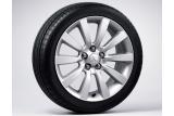三菱 ギャラン フォルティス「215/45R18 89Wタイヤ +18インチアルミホイール」