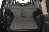 【トヨタ ヴァンガード 新車情報】ヴァンガード　カーゴスペース(7人乗り仕様)