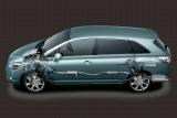 トヨタ 新型「マークX ジオ」パッケージング