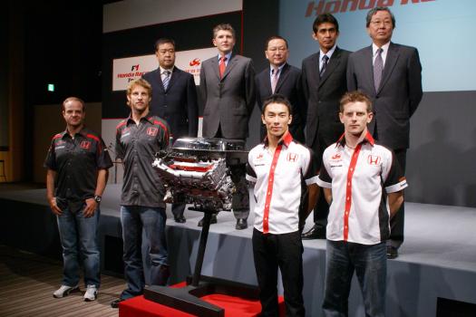 F1第15戦日本GPに向けたホンダレーシングチームとスーパーアグリF1チームによる会見にて