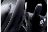日産 新型 スカイラインクーペ 370GT パドルシフト