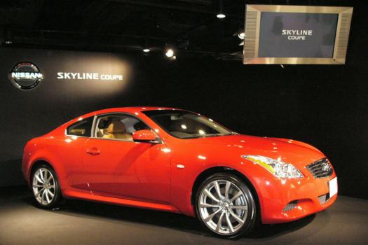 日産 新型「スカイライン クーペ」
