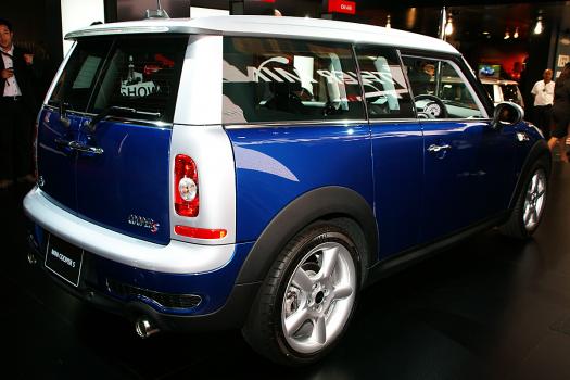 MINI Clubman(ミニ クラブマン) Cooper S　リアビュー