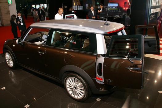 MINI Clubman(ミニ クラブマン) Cooper　リアビュー