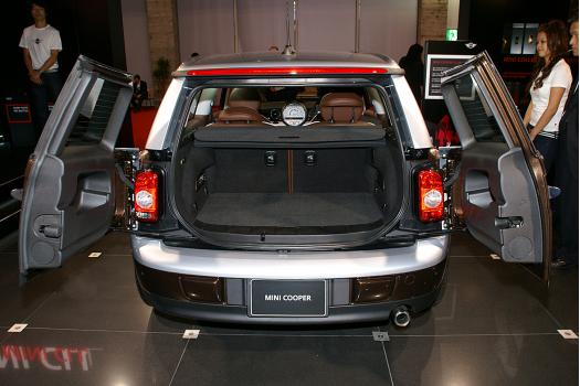 MINI Clubman(ミニ クラブマン) Cooper　バックドア