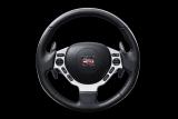 新型 NISSAN GT-R ステアリング
