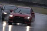三菱ランサー エボリューションX　走り（フロントビュー）