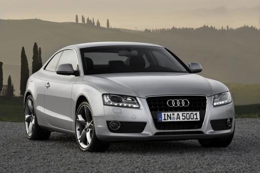 アウディ 新型 A5　エクステリア02