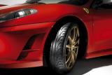 フェラーリ 430 スクーデリア タイヤ