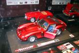 マテル1/18 フェラーリ250GTO キャンディレッドメタリック