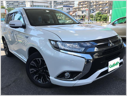 三菱 アウトランダー PHEV（プラグインハイブリッド）