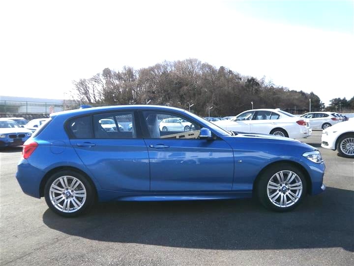 BMW1シリーズ_外観_横