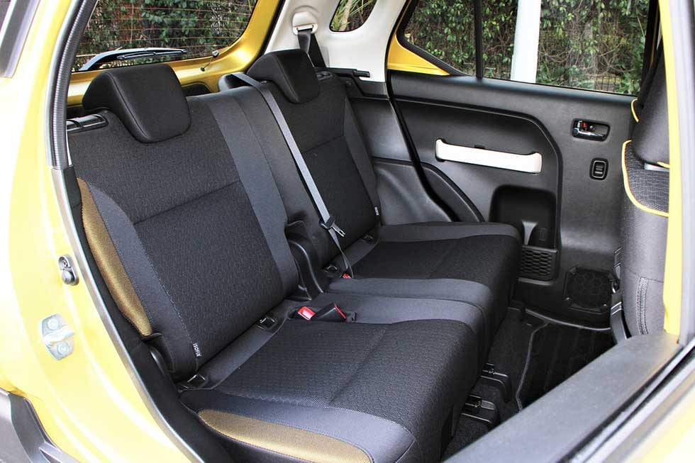 クロスビーのリヤシート