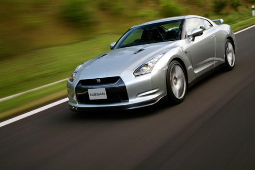 NISSAN GT-R