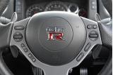 日産 GT-R ステアリング