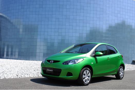 マツダ デミオ エクステリア