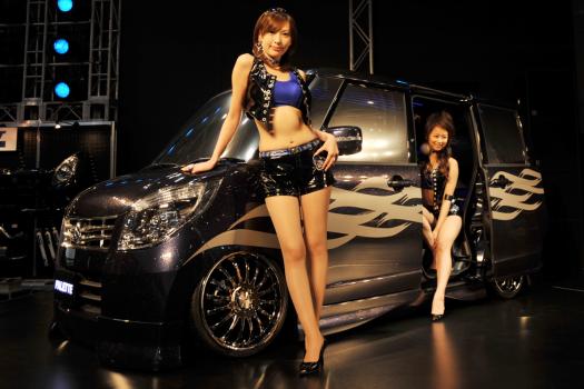 【速報！】東京オートサロン2008：スズキ「パレット」version"Black" エクステリア