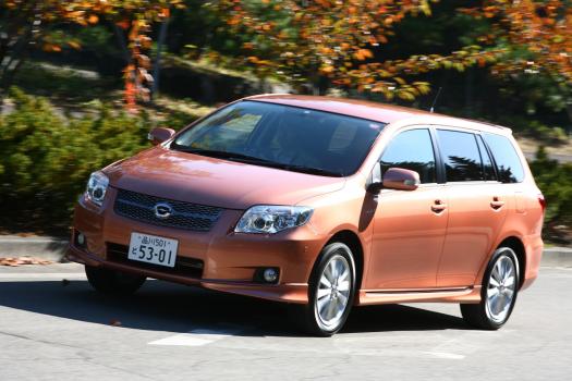 トヨタ カローラフィールダー 購入ガイド フロント