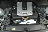 日産 スカイライン セダン 購入ガイド エンジン