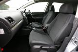 VW ゴルフ TSI コンフォートライン　フロントシート