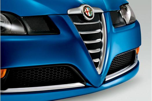 アルファ ロメオ アルファ GT 2.0 JTS セレスピード スポルティーバII エクステリア フロント