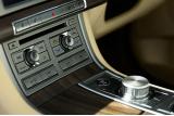 ジャガーXF(英国仕様)　JaguarDriveセレクター